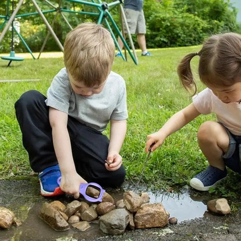 MicroScope Explorer: Portable Science Lab for Young Minds: Lightweight, Engaging